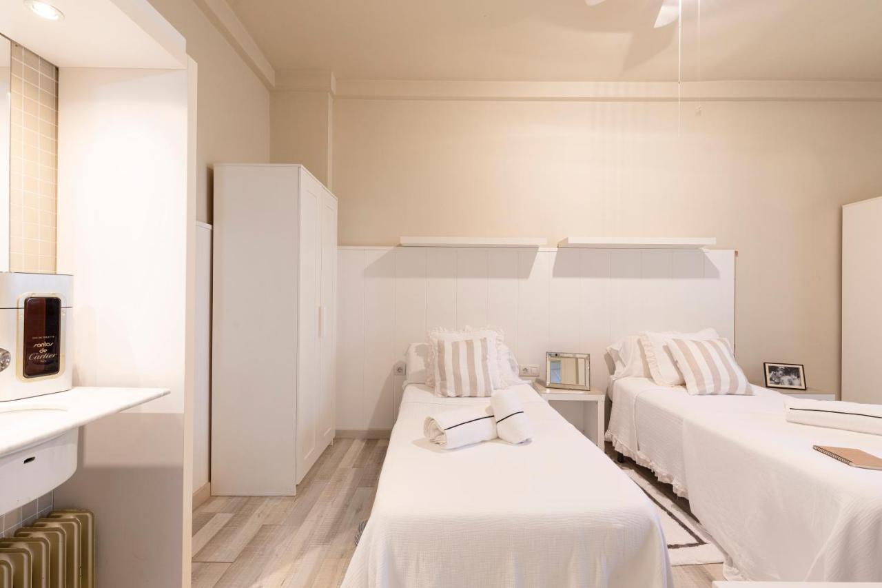 Ar Residencia Estudiantil Barcelona Exteriér fotografie